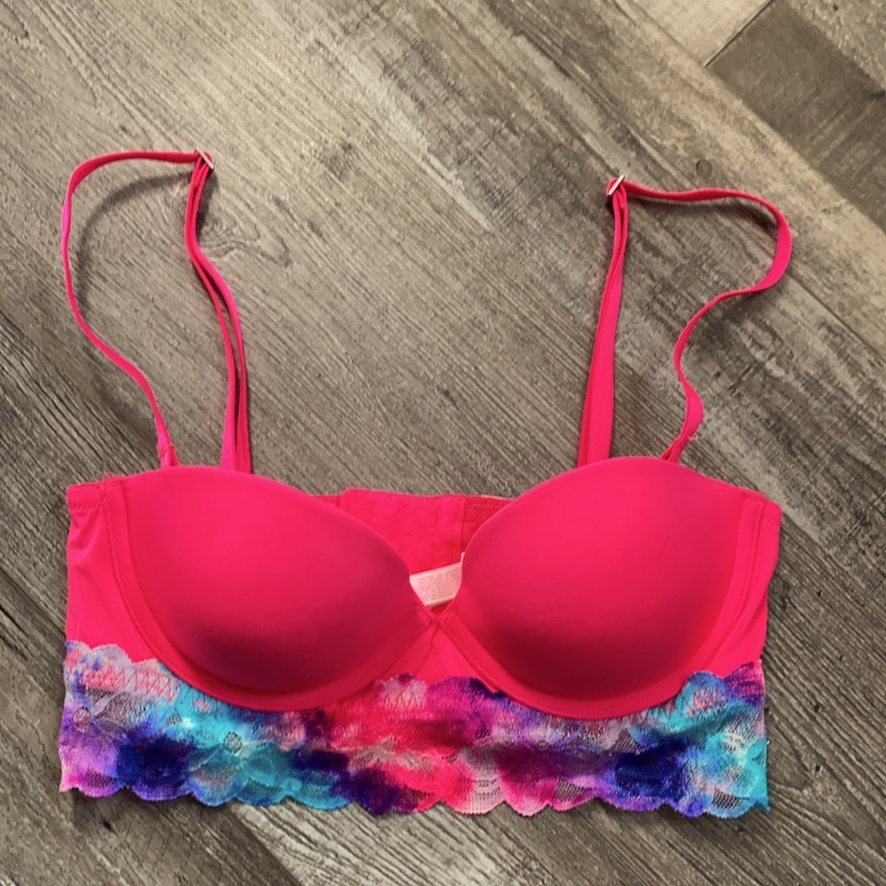Victoria’s Secret Pink Strapless Bra
